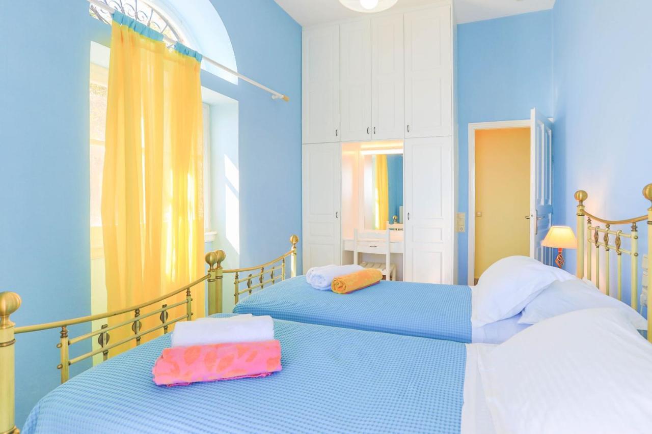 Вилла House On The Rocks Katavolos Экстерьер фото